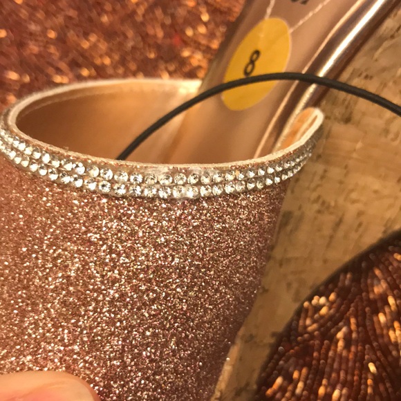 Fabulous Guess slip on wedges! 🔥🔥🔥 - Picture 3 of 5